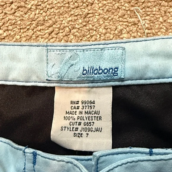 Billabong Black Baby Blue Stripes Y2K Board Shorts Size 7 - Picture 2 of 3